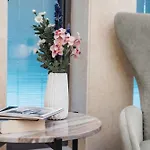 16 Executive * Nicosie