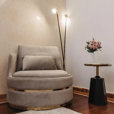 16 Executive Nicosia